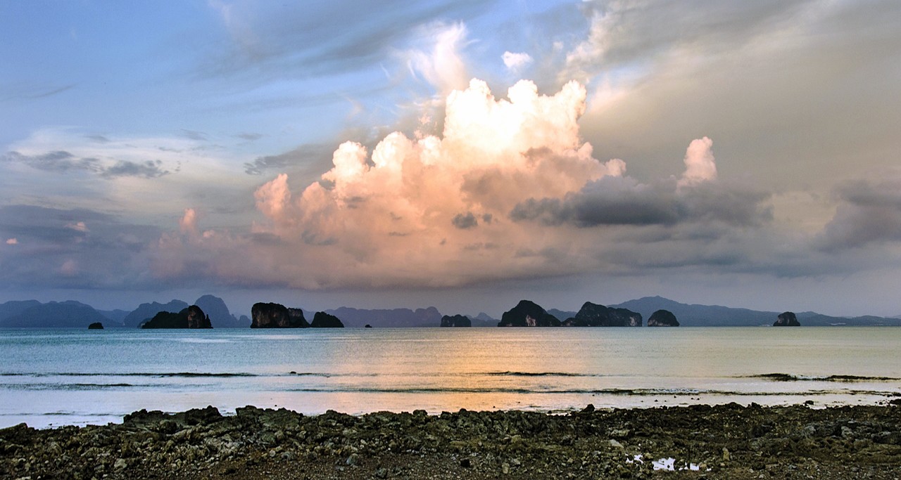 KOH YAO NOI LITTORAL EST.jpg